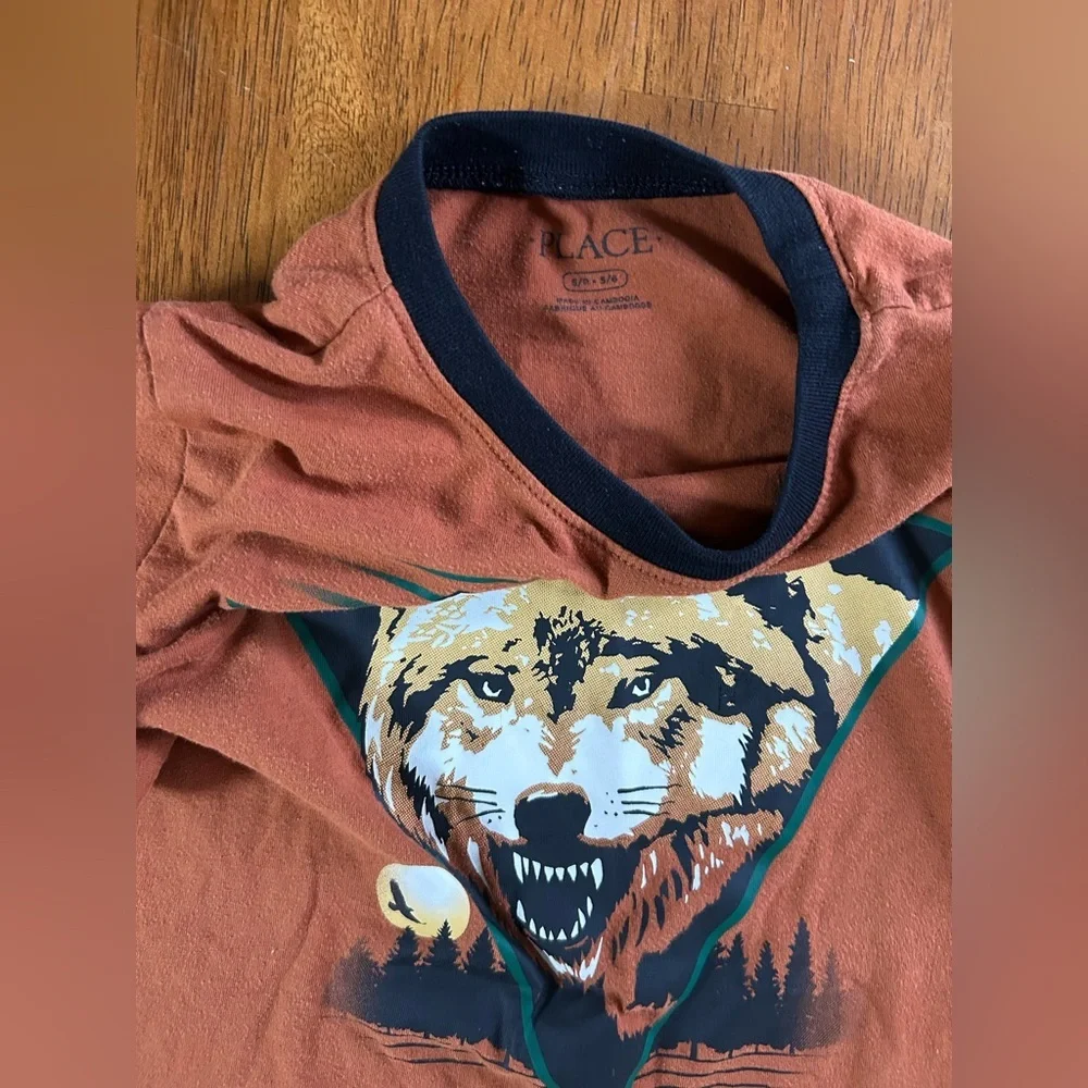 Boys Wolf Graphic Layered Long Sleeve Tee – Size 5/6 | Brown & Gray